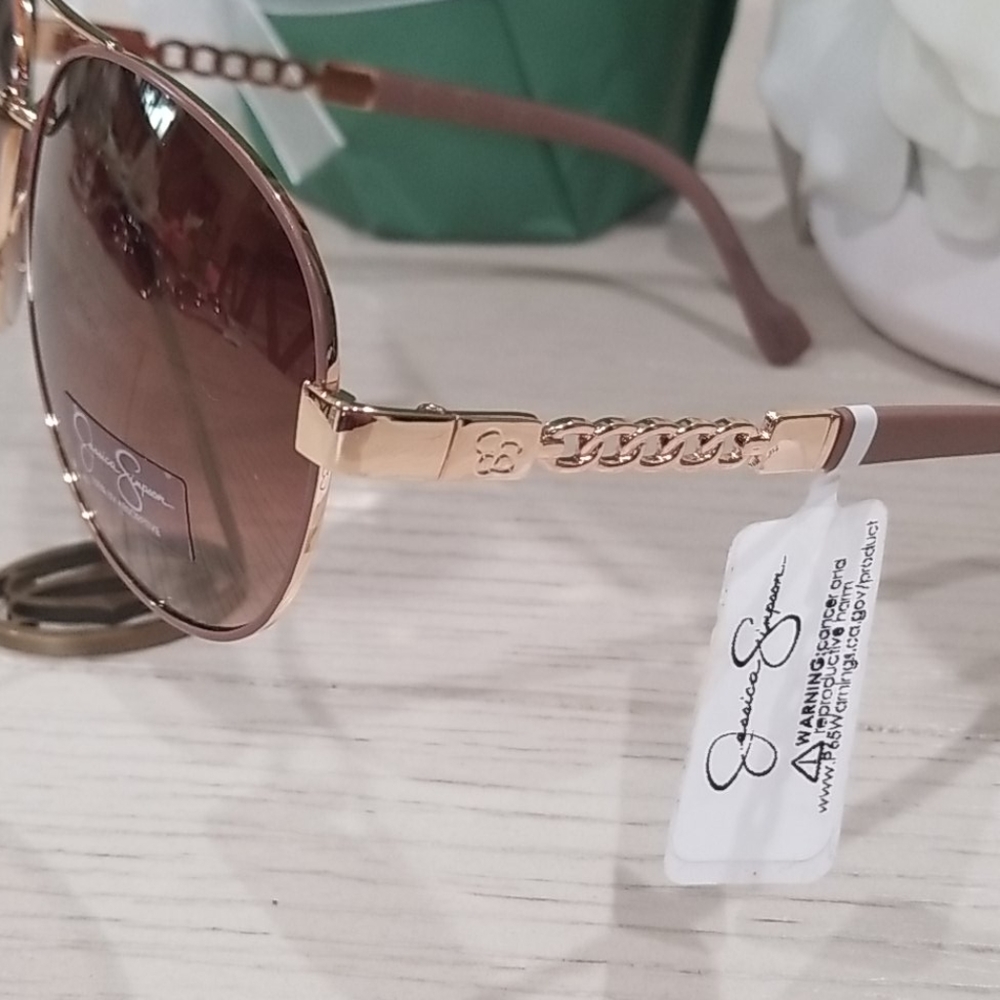 Jessica Simpson Sunglasses NWT - Picture 3 of 3